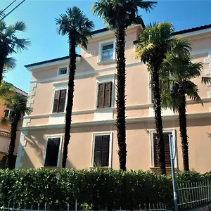 Hana , Opatija Kroatien